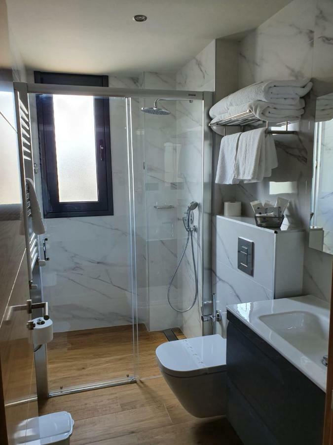 Apartamentos Playa De Los Barcos Исла Экстерьер фото