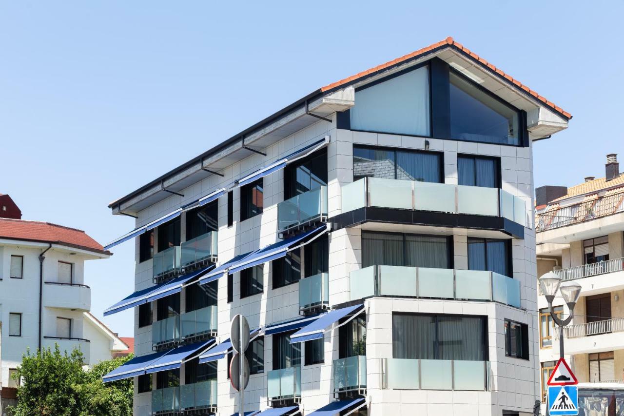 Apartamentos Playa De Los Barcos Исла Экстерьер фото
